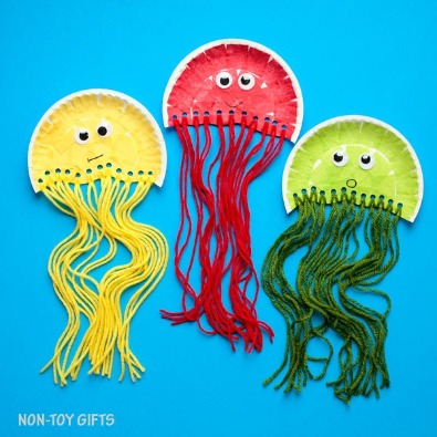 Paper Plate Jellyfish | Sunset Vacations